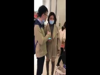 【最新..极品..抄底】专业抄底靓丽制服学姐珍藏版贴着美女屁股抄有灯光加持画质特好